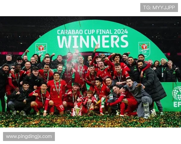 2025赛季英超积分榜最新动态 强队角逐激烈争冠战局解析 2025赛季英超积分榜最新动态 强队角逐激烈争冠战局解析