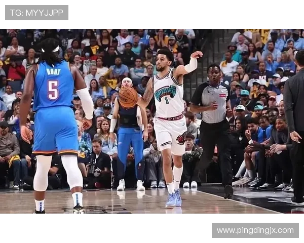 詹姆斯带领湖人逆转胜勇士 莫兰特缺席灰熊惜败热火